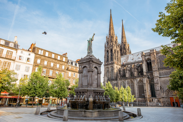 Wycieczki objazdowe Clermont-Ferrand, Francji